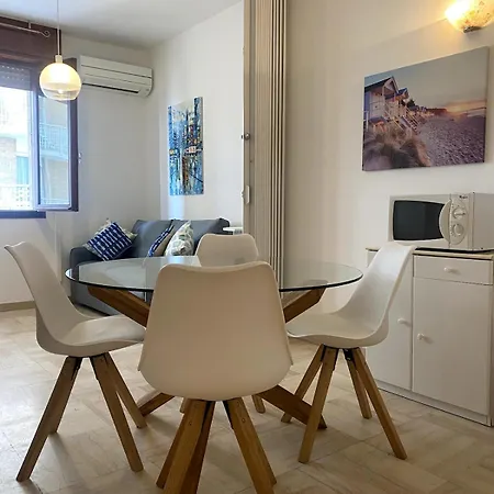 Fronte Mare Private & Free Park Apartment Lido di Jesolo